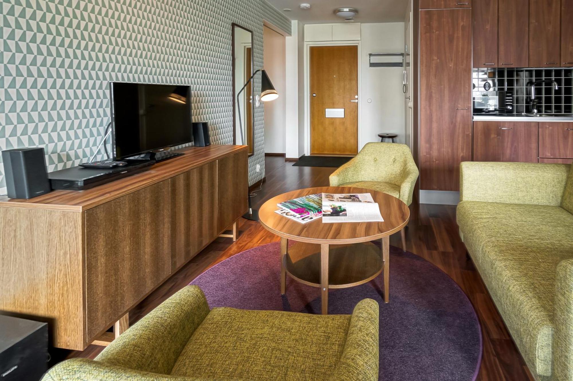 Forenom Serviced Apartments Espoo Tapiola Eksteriør billede